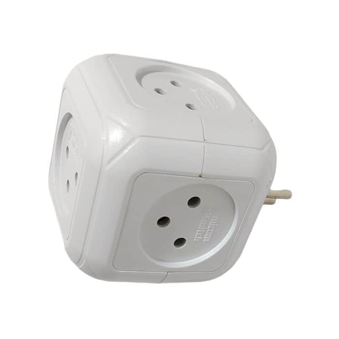 קוביה מפצל חשמל.