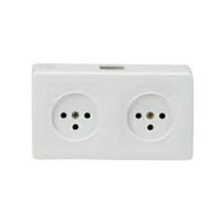 קופסת 2 שקעים לבנה על הטיח