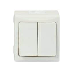 מפסק כפול על הטיח קומפקטי